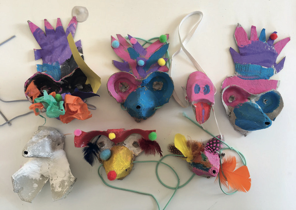 Venezianische Masken aus Eierkartons im Kinderkurs